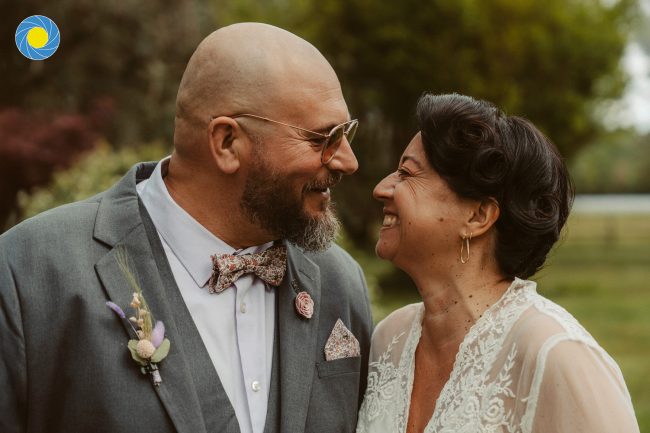 Couple à son mariage